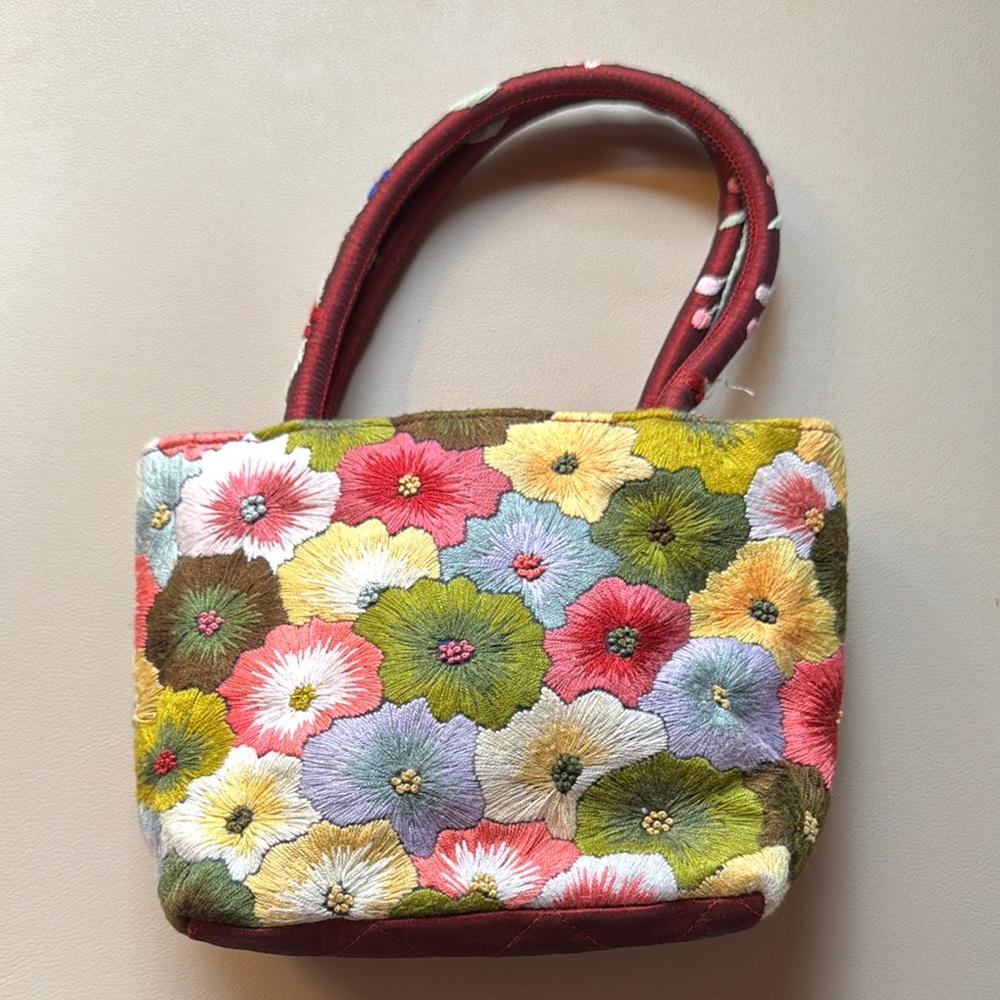 Dolce Vita Floral Embroidered Women's Bag